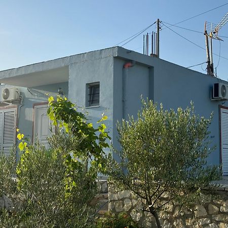 Vila Bedro Sarandë Eksteriør billede